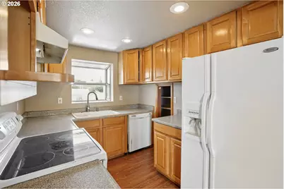 3307 NE Marine Dr #ABH1, Portland, OR 97211 - Photo 10