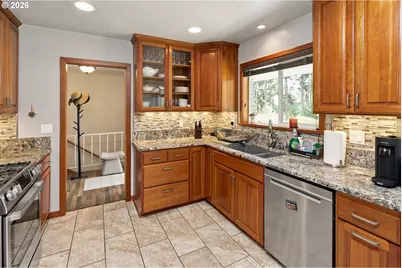 6890 SE Canyon St, Salem, OR 97317 - Photo 4