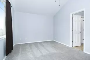 38473 Cascadia Village Dr, Sandy, OR 97055 - Photo 18