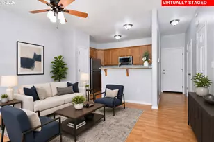 38473 Cascadia Village Dr, Sandy, OR 97055 - Photo 6