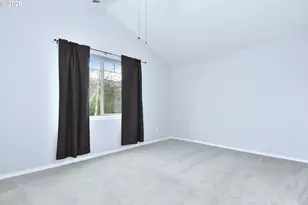 38473 Cascadia Village Dr, Sandy, OR 97055 - Photo 16