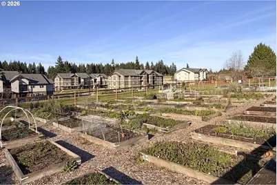 38473 Cascadia Village Dr, Sandy, OR 97055 - Photo 36