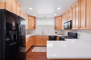 9926 NW Justus Ln, Portland, OR 97229 - Photo 12