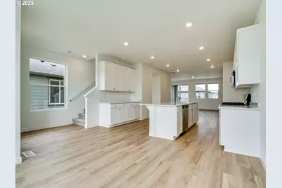 8245 SE Blanton St, Hillsboro, OR 97123 - Photo 20