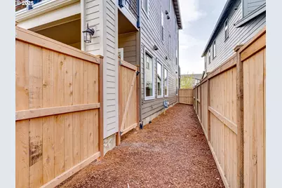 8245 SE Blanton St, Hillsboro, OR 97123 - Photo 40