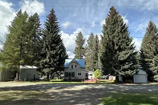 175 S Bonanza St, Sumpter, OR 97877 - Photo 2