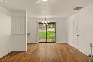 3063 SE 112th Ave, Portland, OR 97266 - Photo 8