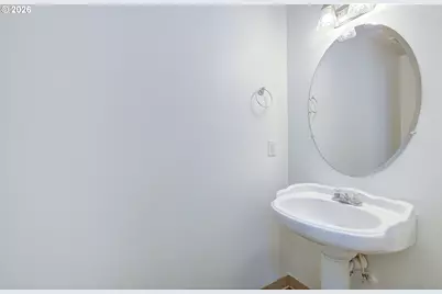 907 NW 13th Ave, Battle Ground, WA 98604 - Photo 6