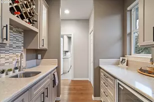 2305 NW Douglas St, Camas, WA 98607 - Photo 16
