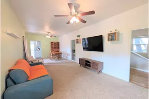 2110 1st St, La Grande, OR 97850 - Photo 6