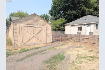2110 1st St, La Grande, OR 97850 - Photo 40