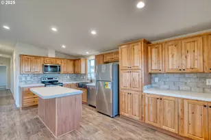 955 High Prairie Rd, Lyle, WA 98635 - Photo 4