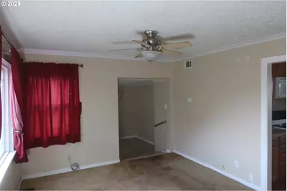 138 Maple Blvd, Wood Village, OR 97060 - Photo 4