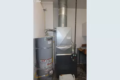 138 Maple Blvd, Wood Village, OR 97060 - Photo 8