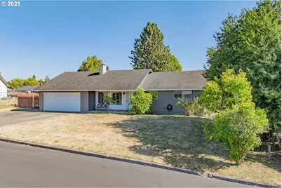 1705 NW Terrace St, Vancouver, WA 98685 - Photo 2