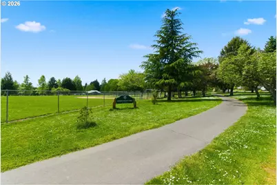 372 SW George Ct, Dundee, OR 97115 - Photo 30