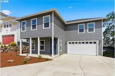 372 SW George Ct, Dundee, OR 97115 - Photo 1