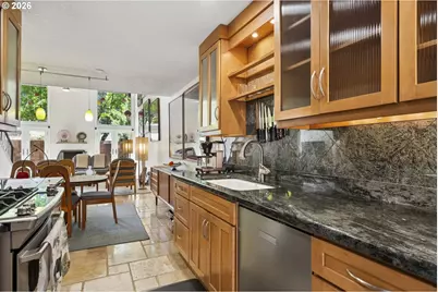 14 Preakness Ct, Lake Oswego, OR 97035 - Photo 18