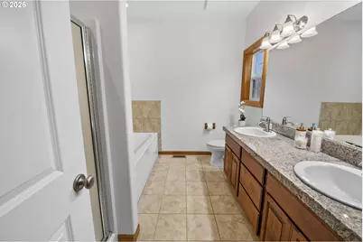 1176 Nautical Dr, Warrenton, OR 97121 - Photo 22