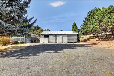 402 Jefferson St, Moro, OR 97039 - Photo 38