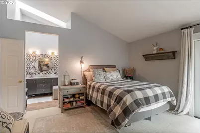 7666 SW Afton Ln, Portland, OR 97224 - Photo 18