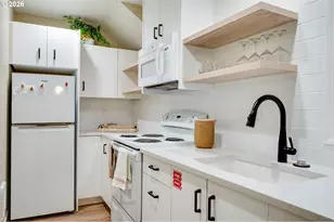 4000 Carman Dr, Lake Oswego, OR 97035 - Photo 32