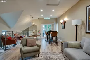 4000 Carman Dr, Lake Oswego, OR 97035 - Photo 34