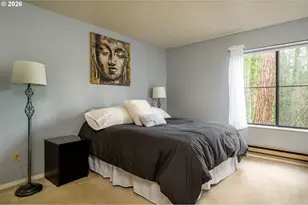 4000 Carman Dr, Lake Oswego, OR 97035 - Photo 16