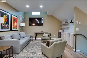 4000 Carman Dr, Lake Oswego, OR 97035 - Photo 36