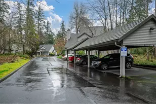 4000 Carman Dr, Lake Oswego, OR 97035 - Photo 24