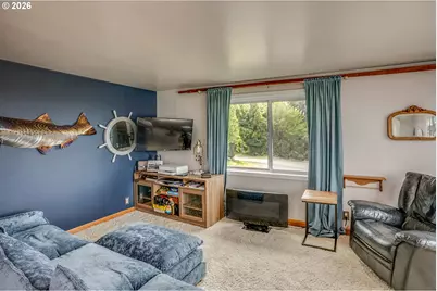 496 Hamburg Ave, Astoria, OR 97103 - Photo 26