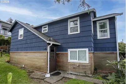 496 Hamburg Ave, Astoria, OR 97103 - Photo 2