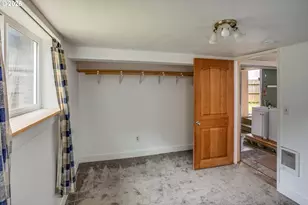 496 Hamburg Ave, Astoria, OR 97103 - Photo 18