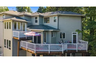 3109 SW Collins Ct, Portland, OR 97219 - Photo 44