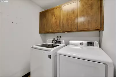 8541 SW Mandan Dr, Tualatin, OR 97062 - Photo 34