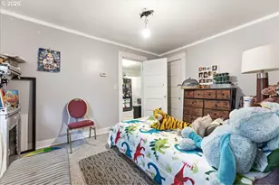 215 NE Going St, Portland, OR 97211 - Photo 20