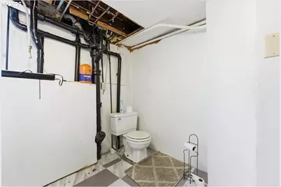 215 NE Going St, Portland, OR 97211 - Photo 34