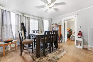 215 NE Going St, Portland, OR 97211 - Photo 14