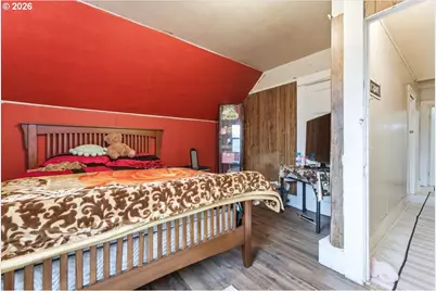 215 NE Going St, Portland, OR 97211 - Photo 28