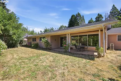 1030 1st Pl, Springfield, OR 97477 - Photo 44