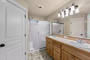 14927 SE Cedar Ave, Milwaukie, OR 97267 - Photo 20