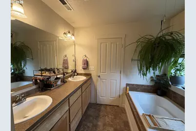 7701 NE 54th Ave, Vancouver, WA 98661 - Photo 12
