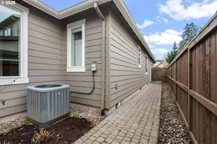 3882 SE Pipers Dr, Hillsboro, OR 97123 - Photo 40