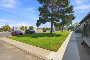 1535 SW Hwy 97, Madras, OR 97741 - Photo 16