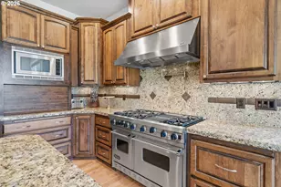 414 Rees Hill Rd, Salem, OR 97306 - Photo 16