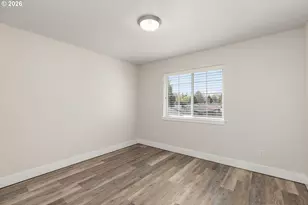 863 NE 4th Ave, Hillsboro, OR 97124 - Photo 28