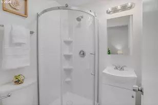16170 SW Vincent St, Beaverton, OR 97078 - Photo 34