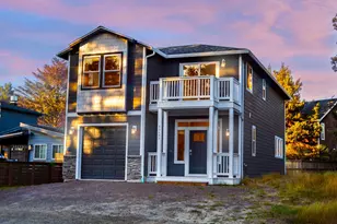 33495 Cape Kiwanda Dr, Pacific City, OR 97135 - Photo 1