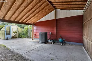 1490 Acacia Ave, Eugene, OR 97408 - Photo 36