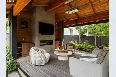 942 S Palatine Hill Rd, Portland, OR 97219 - Photo 40